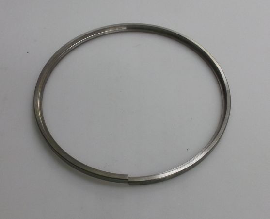 SPLIT RING