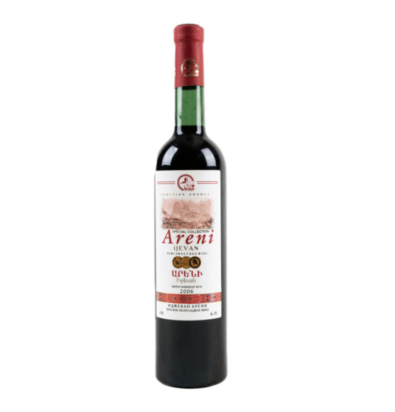 Areni Ijevan červené polosladké 12% - oblast Areni -Ijevan wine Armenie - 0,75L