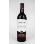 Armenia ReD semisweet - polosladké červené výběr z hroznů Areni oblast Ararat Vayots dzor vinařství 12,5% - Armenia wine factory Armenie - 0,75L