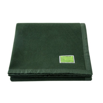 Deka army green, 150x200cm, 55% polyester, 45% vlna